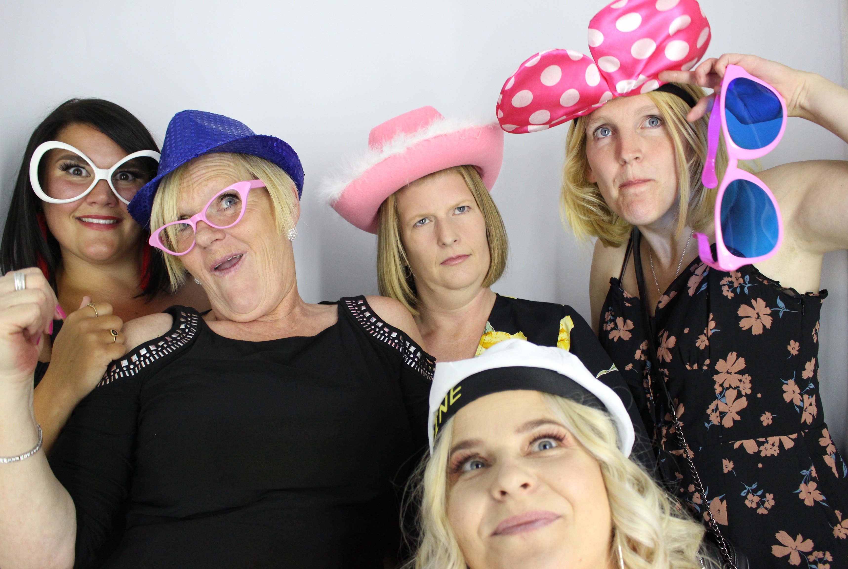 60th Birthday Diana  | View more photos from the event at gallery.myphotoboothexperience.co.uk/u/MyPhotoBoothExperienceLtd/60th-Birthday-Diana